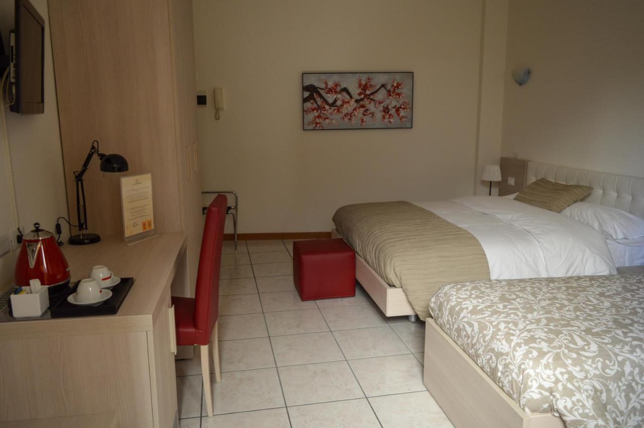 사르니코 La Contrada B&B 외부 사진