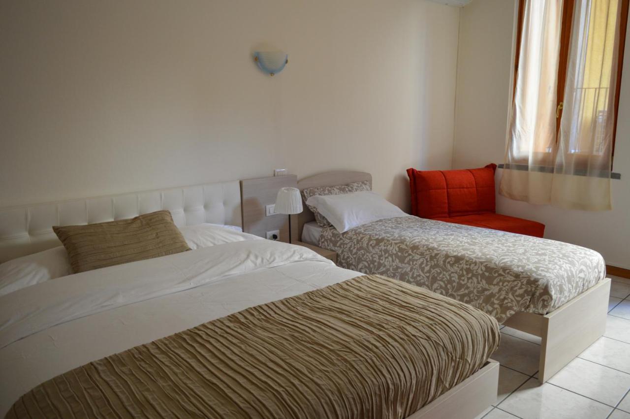 사르니코 La Contrada B&B 외부 사진