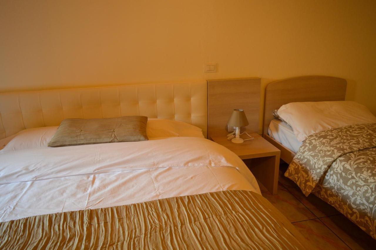 사르니코 La Contrada B&B 외부 사진