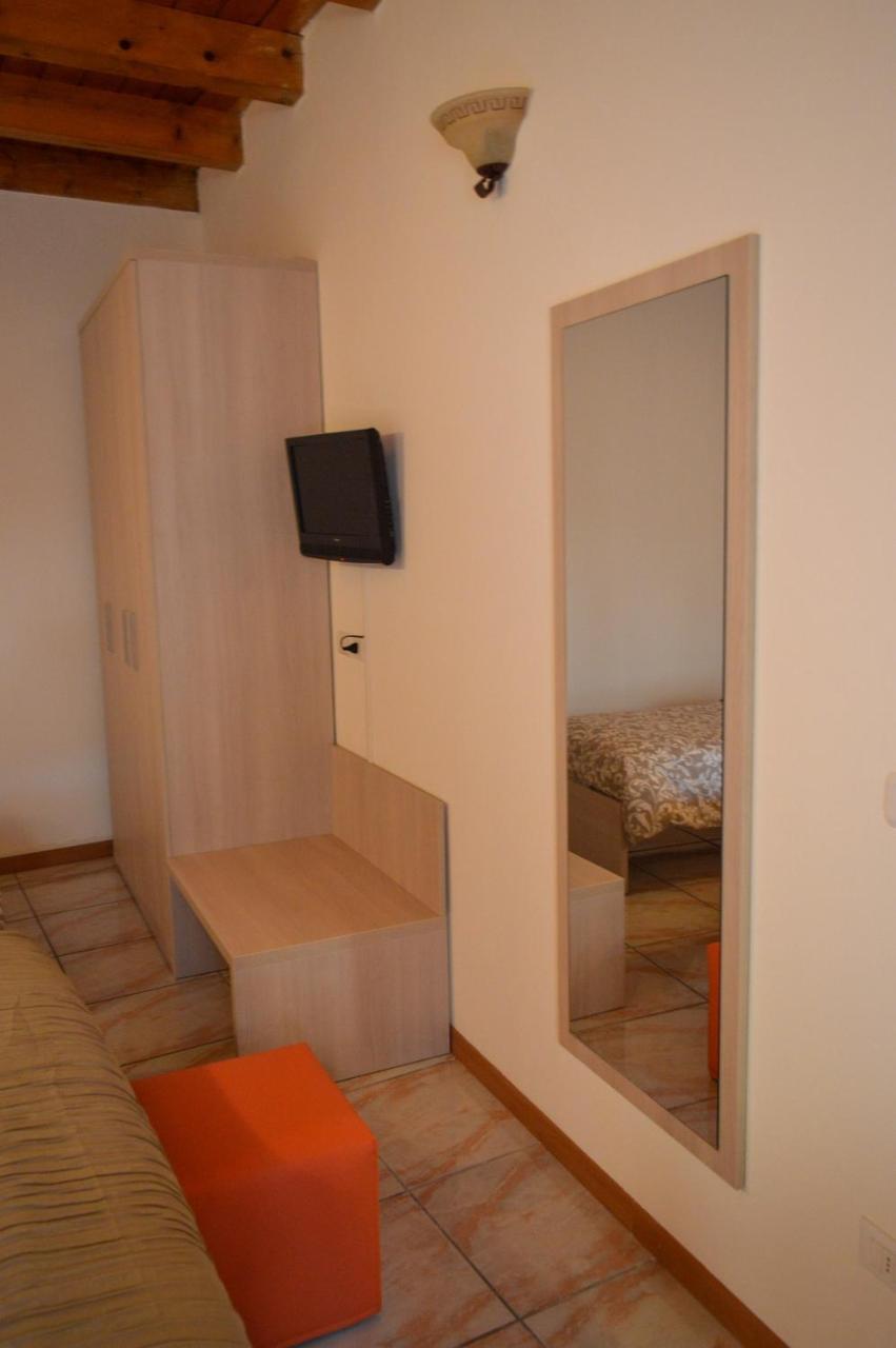 사르니코 La Contrada B&B 외부 사진