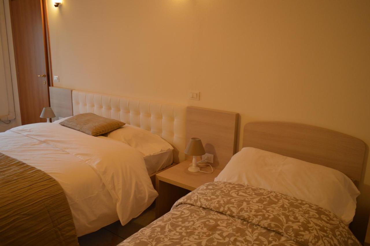 사르니코 La Contrada B&B 외부 사진