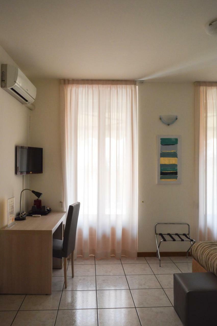 사르니코 La Contrada B&B 외부 사진