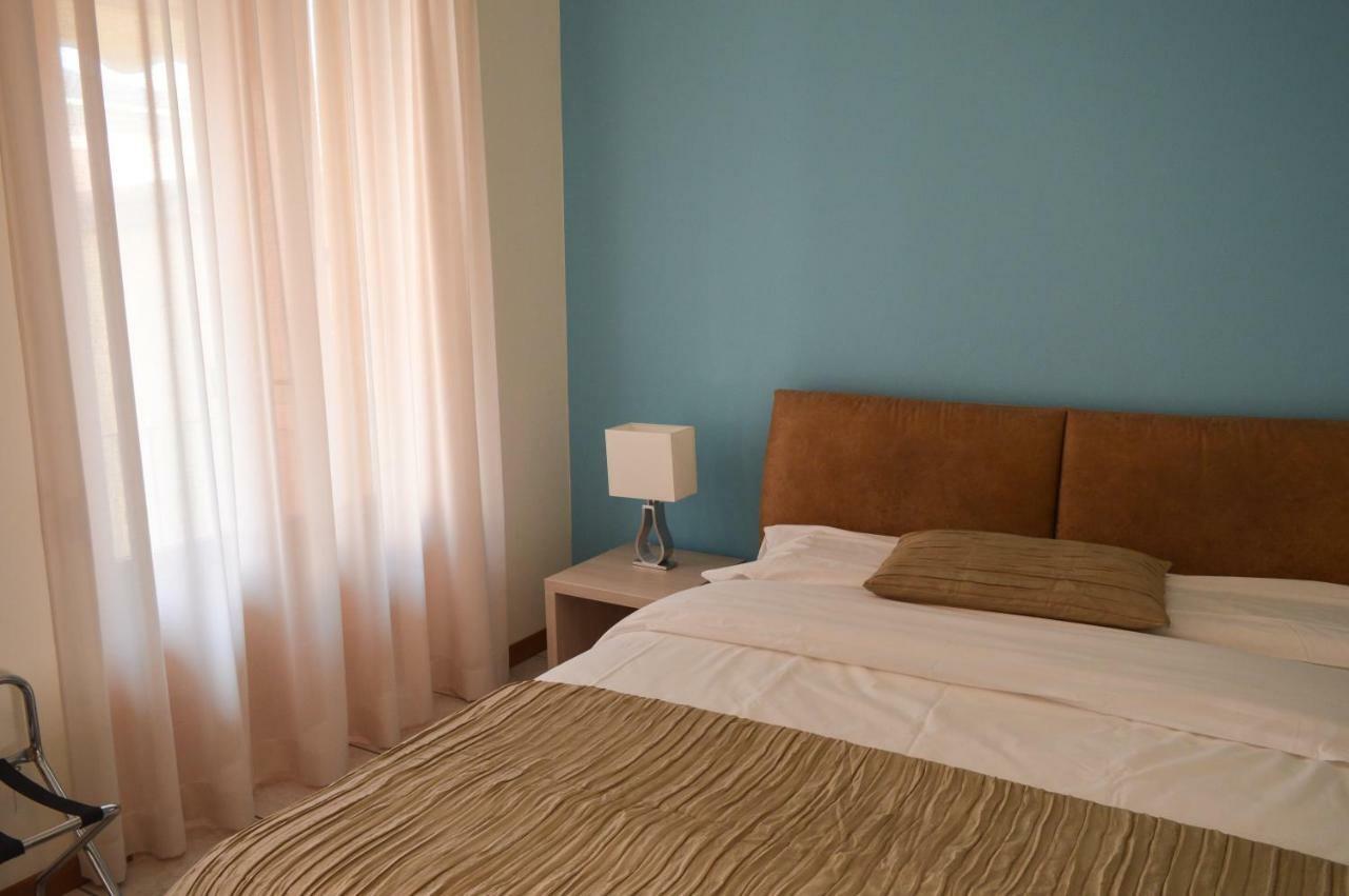 사르니코 La Contrada B&B 외부 사진